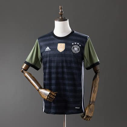 Alemania Retro Visitante 2016