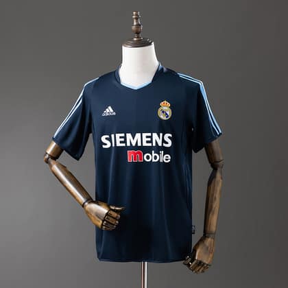 Real Madrid Retro Visitante 03/04