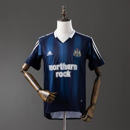 Newcastle United Retro Visitante 05/06