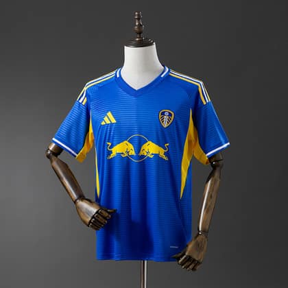 Leeds United Visitante 25/26