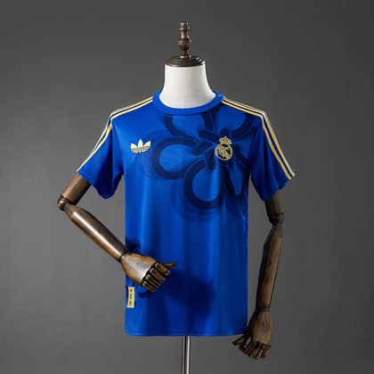 Real Madrid Edición especial 26/27 (Azul)