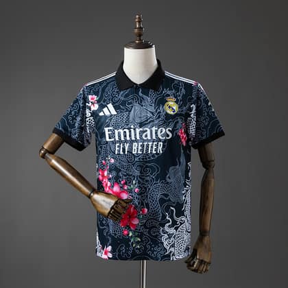 Real Madrid Edición especial 25/26 (Negra)