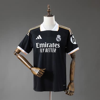 Real Madrid Edición especial 26/27 (Negra)