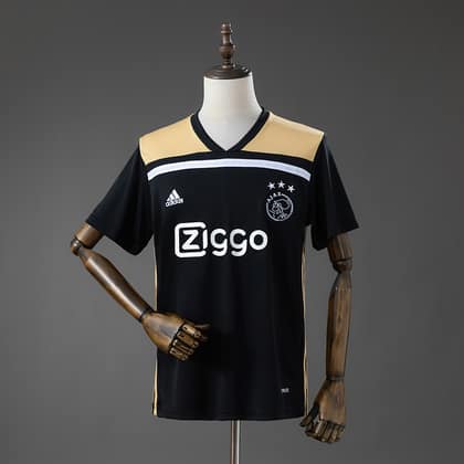 Ajax Visitante 18/19
