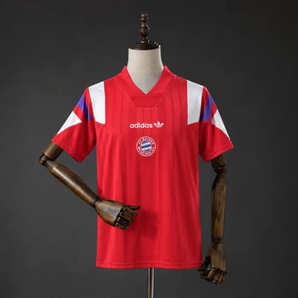 Bayern de Múnich Local 26/27 (Roja)