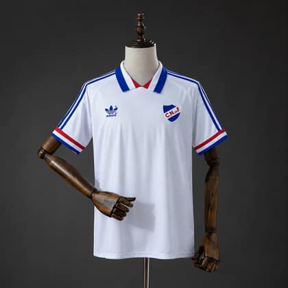 Nacional Retro 80/82