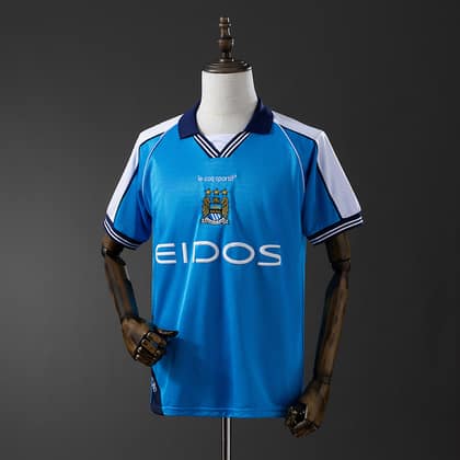 Manchester City Retro 99/01